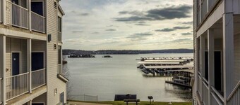 Pool | WiFi | Lake Front | Sleeps 6 | MM 13 (791DC)