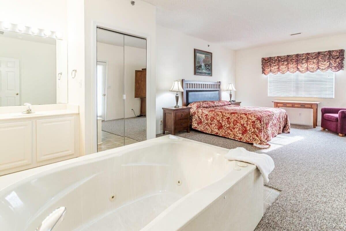 3 slaapkamers, een strijkplank/strijkijzer, wifi, beddengoed