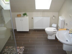 Tvål och toalettpapper