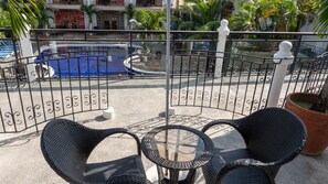 Premier Room | Terrace/patio - Clarktonhotel Apartment (Angeles City)