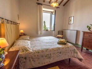 5 bedrooms, WiFi