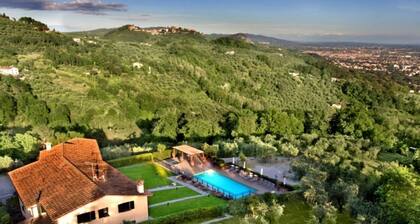 Superb villa at short distance from Montecatini. Pool, basketball court, soccer, ping-pong, mountain