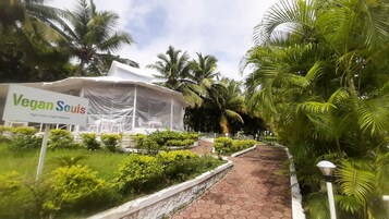 Fachada de la propiedad