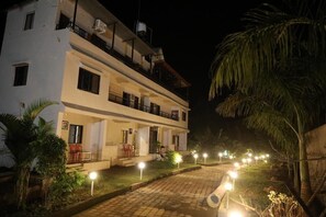 Front of property - Wanderlust Resort (Akola)