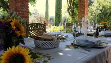 Ristorazione all'aperto