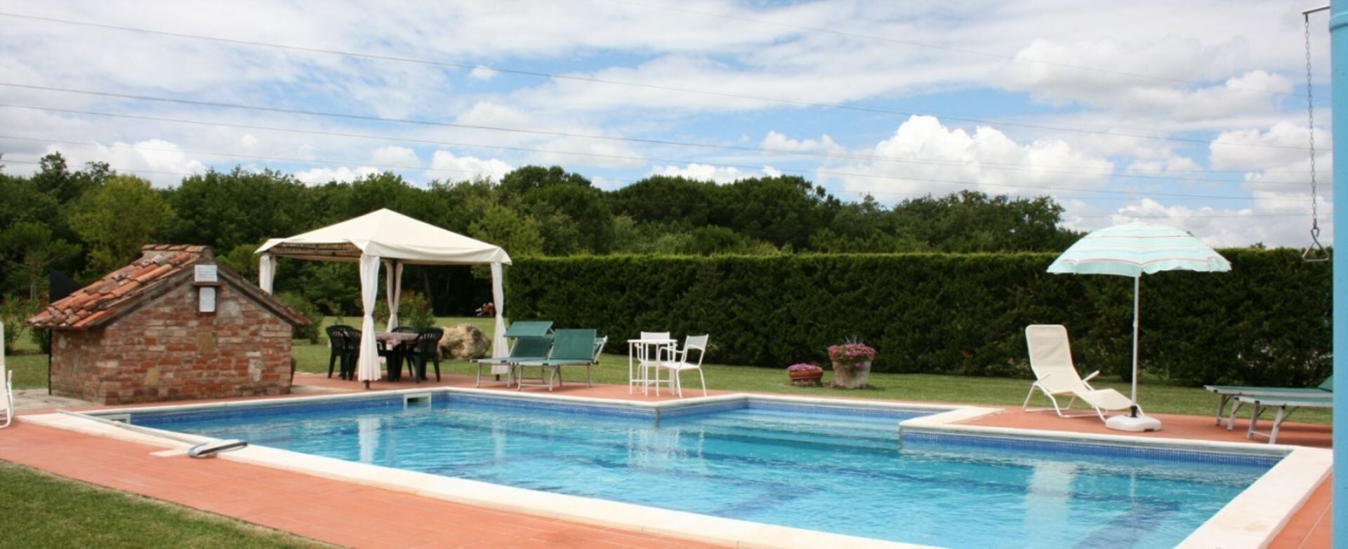 Villa for 6 with private pool and large garden