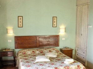 9 Schlafzimmer, WLAN