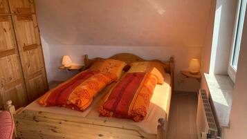 1 室のベッドルーム、WiFi、ベッドシーツ