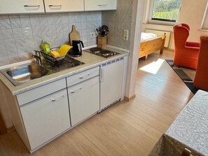 Réfrigérateur, micro-ondes