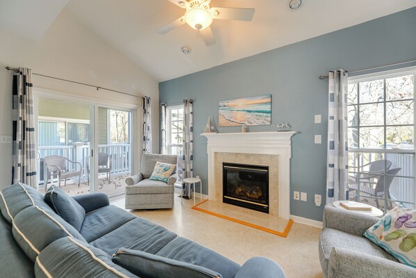 TV, fireplace - < 3 Mi to Bethany Beach: Family Gem w/ Game Room (Millville)