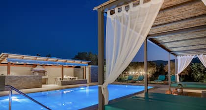 Villa Antonia - Luxurious Serenity with Private Pool