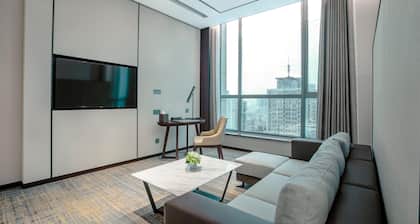 Holiday Inn Taiyuan City Center