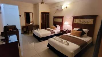 Free WiFi, bed sheets