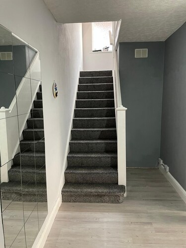 2 Bedroom Holiday Apartment - Flat 18