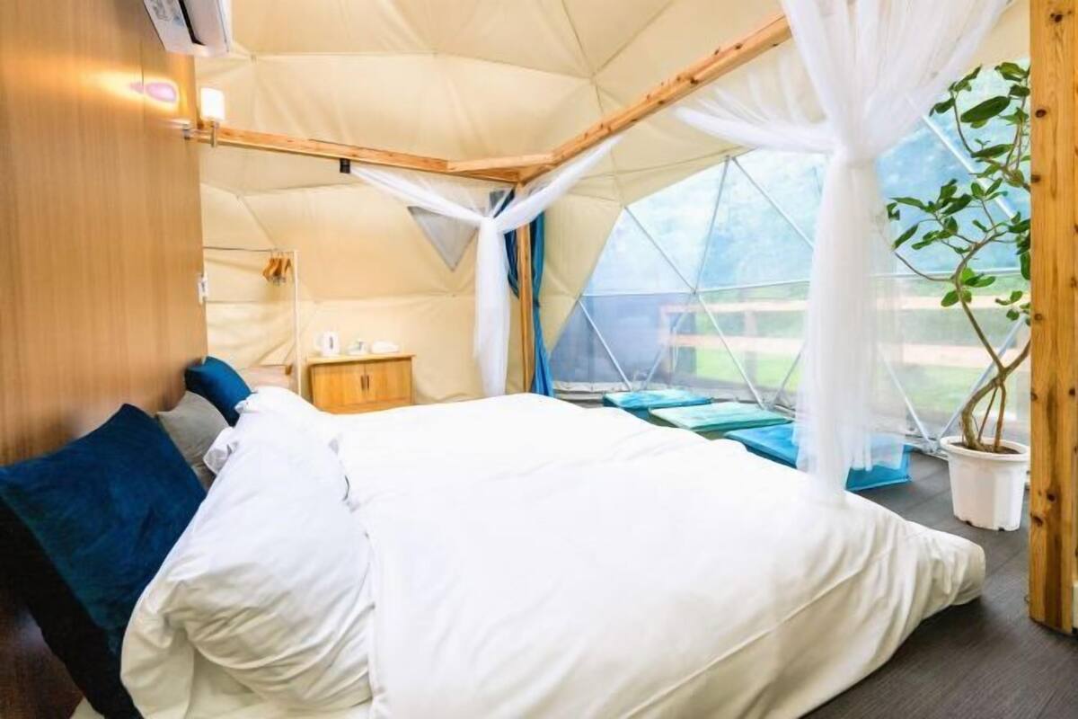 1 bedroom, soundproofing, free WiFi, bed sheets