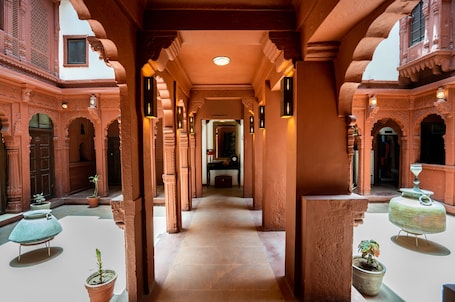 Entrada interior. Zone Palace by The Park Phalodi