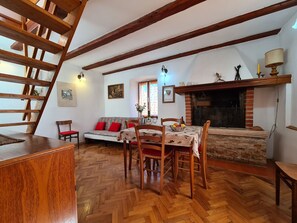 Dining - House 2147/51498 (Istria - Sisan), 4000m from the beach (Sisan)