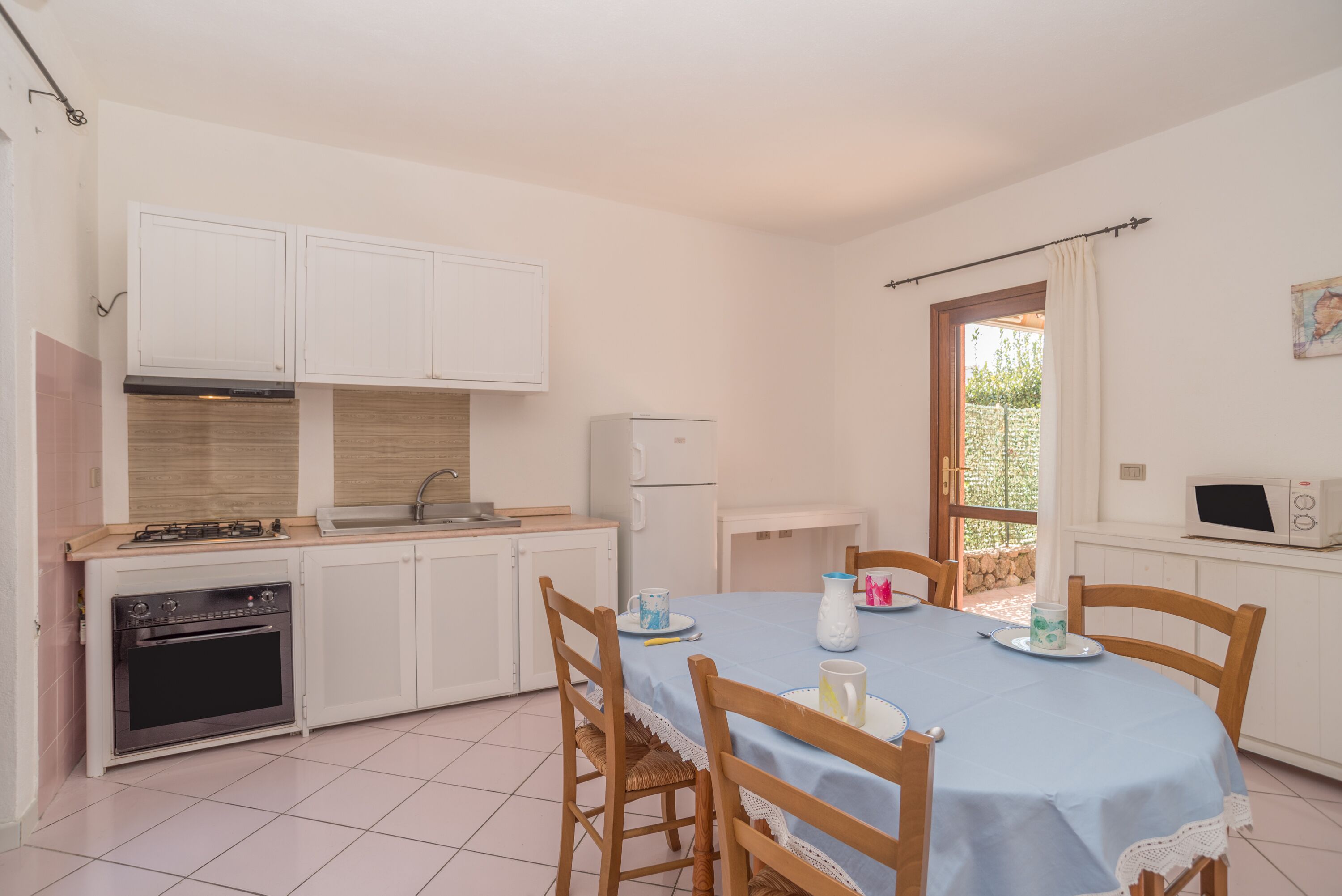 Apartment Casa Rosetta close to City Centre with Garden & A/C