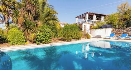 Cottage "Quinta das Achadas - Bouganvillea" with Pool, Wi-Fi, Terrace & Garden