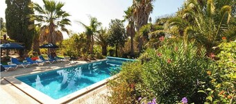 Cottage "Quinta das Achadas - Mimosa" with Pool, Wi-Fi, Terrace & Garden