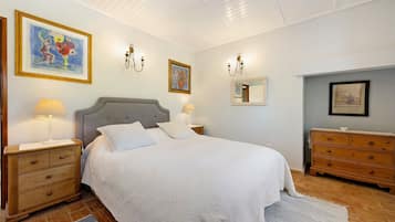 2 chambres, Wi-Fi gratuit, draps fournis