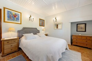 2 bedrooms, free WiFi, bed sheets - Quinta das Achadas – Mimosa in Lagos with Shared Pool, Nature & Breakfast Included (Lagos)