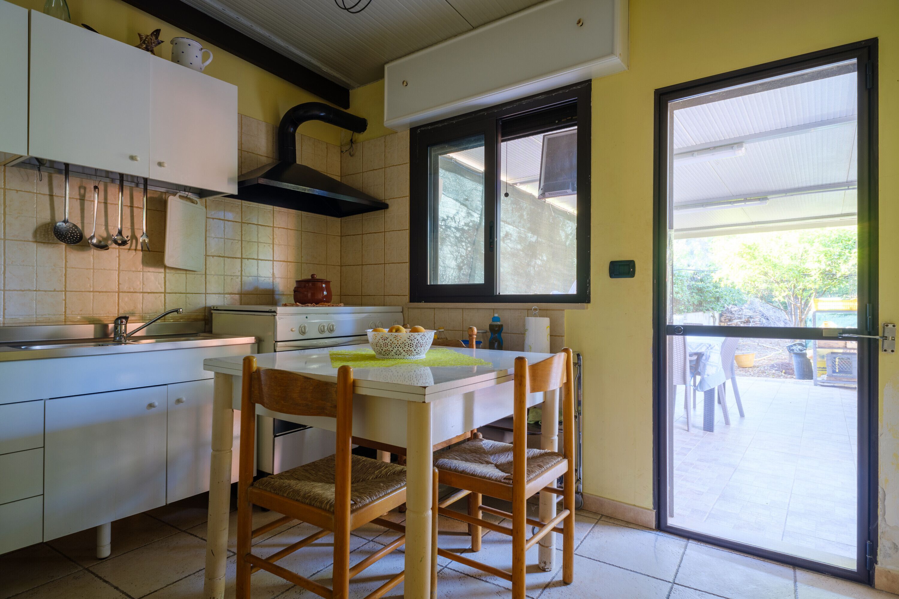 Pet-Friendly Villa Trullo with Garden & Barbecue