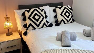 1 bedroom, desk, iron/ironing board, free WiFi