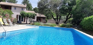 Alberca al aire libre