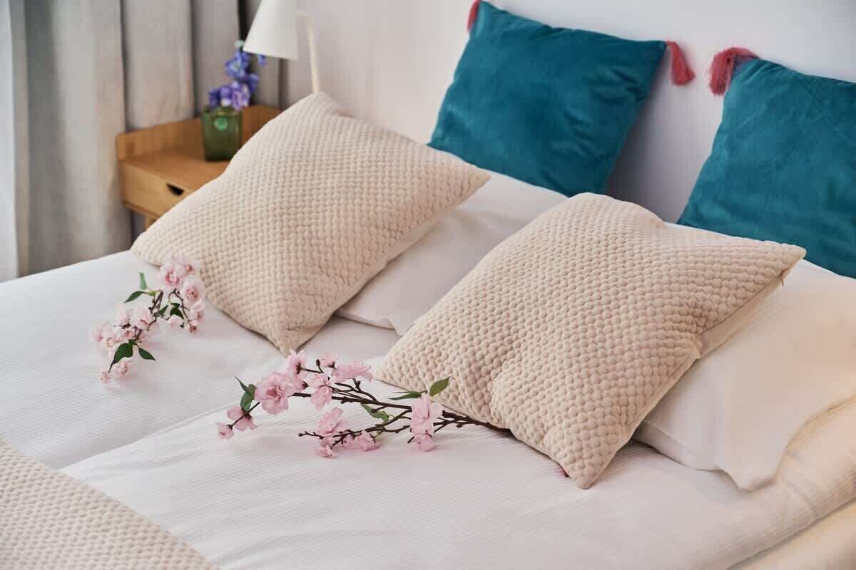 1 多间卧室、熨斗/熨衣板、WiFi、床单