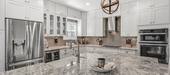Wood Beach Retreat – Perfect 30A Location offering Easy Beach Access & Private Pool