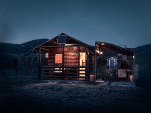 Cottage (One Bedroom Cottage with Terrace) | Exterior