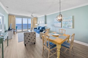 Interior - Always on Beachtime! Delightful, Clean & Comfortable. Beachfront. Huge Balcony (Panama City Beach)