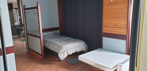 2 bedrooms, free WiFi