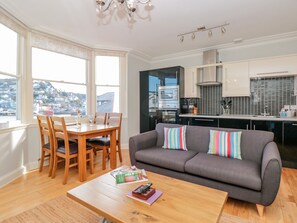 Cottage | Living room