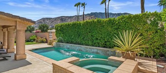 Villa Grand Prix - Sun-Drenched Poolside Bliss & Exclusive Courtyard