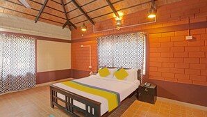 Room - Hotel Allaranda Homestay (Madikeri)