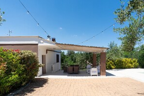 Terrace/patio - Villa Irma with Private Pool by Wonderful Italy (Noci)