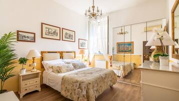 2 Schlafzimmer, BĂŒgeleisen/BĂŒgelbrett, kostenloses WLAN, BettwĂ€sche