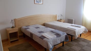3 bedrooms, iron/ironing board, travel crib, WiFi