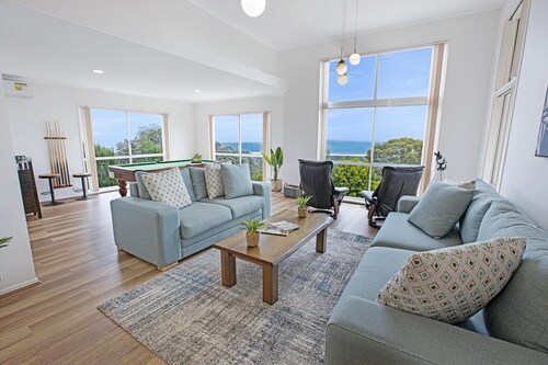 Sea Haven - Perfect for large families, with a great ocean view