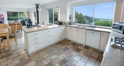 Sea Haven - Perfect for large families, with a great ocean view