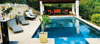 Cheval d'Or Villa 'Deux Couples' + Soirée Gourmandise