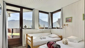 3 室のベッドルーム、WiFi
