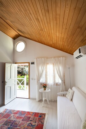 Family Suite | Living area