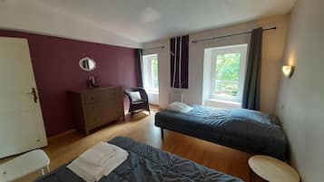 2 dormitorios, wifi gratis, ropa de cama