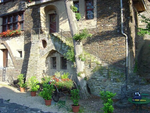 2 Bed Apt Sleeps 5 - Rooftop Terrace, Wifi