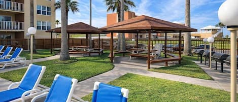 Appartement, 1 slaapkamer | Buiten dineren