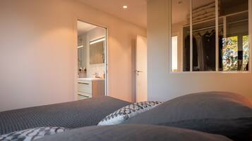 2 chambres, fer et planche Ă repasser, Wi-Fi, draps fournis