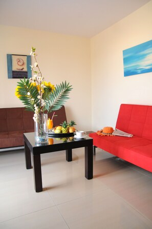 Deluxe-rum - 2 sovrum - privat pool | Sängtillbehör av högsta kvalitet och värdeförvaringsskåp på rummet